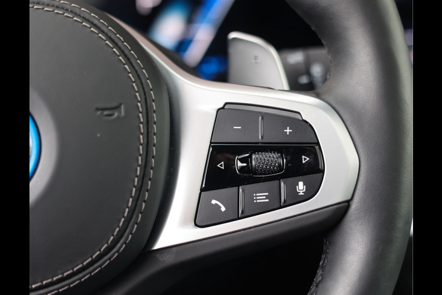 BMW X5 50e xDrive | Pano - Trekhaak - HUD