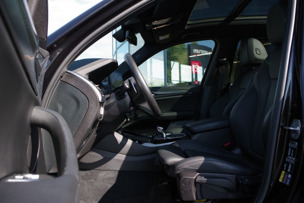 BMW X3 xDrive30e High Executive 293 PK PHEV, 360 Camera, Panoramadak, Driving As. Professional