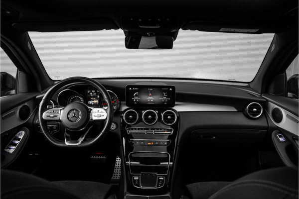 Mercedes-Benz GLC 300e 4MATIC AMG Line Pano CarPlay 20"