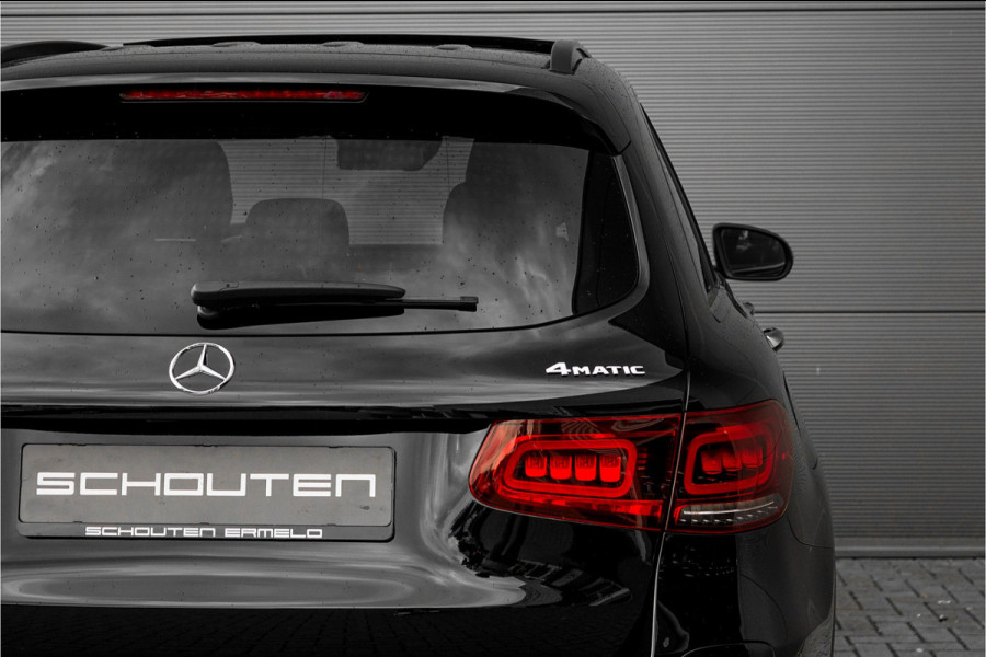 Mercedes-Benz GLC 300e 4MATIC AMG Line Pano CarPlay 20"