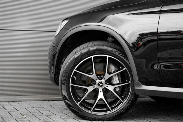 Mercedes-Benz GLC 300e 4MATIC AMG Line Pano CarPlay 20"