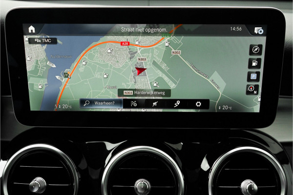 Mercedes-Benz GLC 300e 4MATIC AMG Line Pano CarPlay 20"