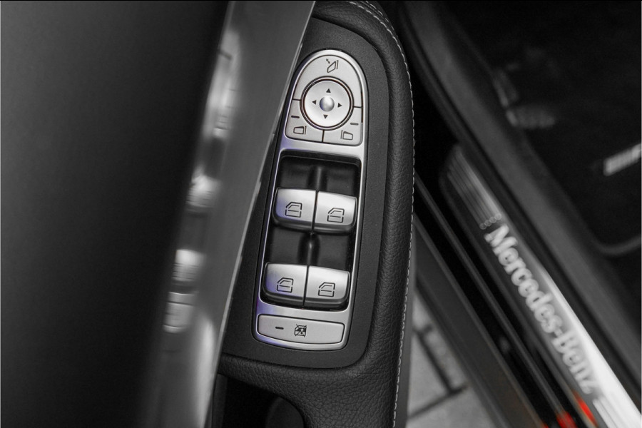 Mercedes-Benz GLC 300e 4MATIC AMG Line Pano CarPlay 20"