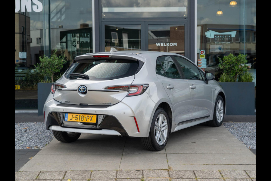 Toyota Corolla 1.8 Hybrid Business / Carplay / ACC / Camera / Full map / LED