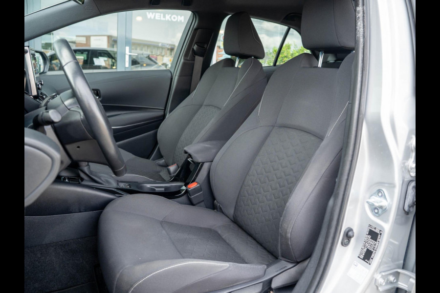 Toyota Corolla 1.8 Hybrid Business / Carplay / ACC / Camera / Full map / LED