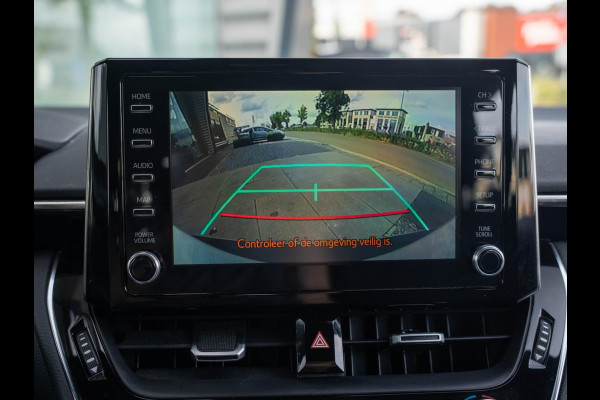 Toyota Corolla 1.8 Hybrid Business / Carplay / ACC / Camera / Full map / LED