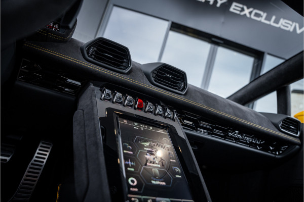 Lamborghini Huracan 5.2 V10 Tecnica RWD - Giallo Inti | Fabrieksgarantie | Dealeronderhouden | Lift | Sensonum