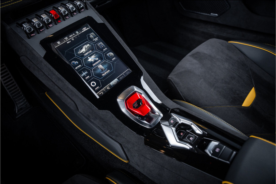 Lamborghini Huracan 5.2 V10 Tecnica RWD - Giallo Inti | Fabrieksgarantie | Dealeronderhouden | Lift | Sensonum