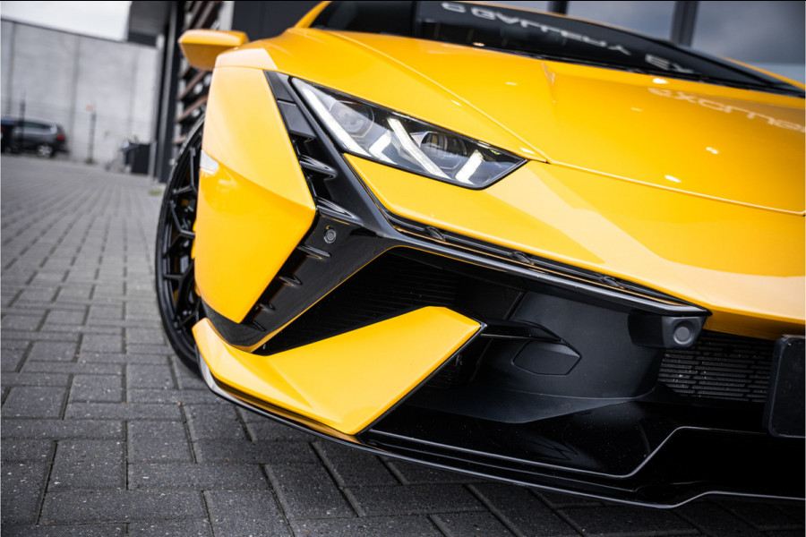Lamborghini Huracan 5.2 V10 Tecnica RWD - Giallo Inti | Fabrieksgarantie | Dealeronderhouden | Lift | Sensonum