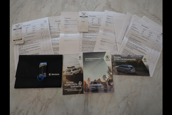 Škoda Superb Combi 1.4 TSI iV 218PK | Keyless | Camera | DAB | Cruise | Stoelverwarming | LED | Carplay