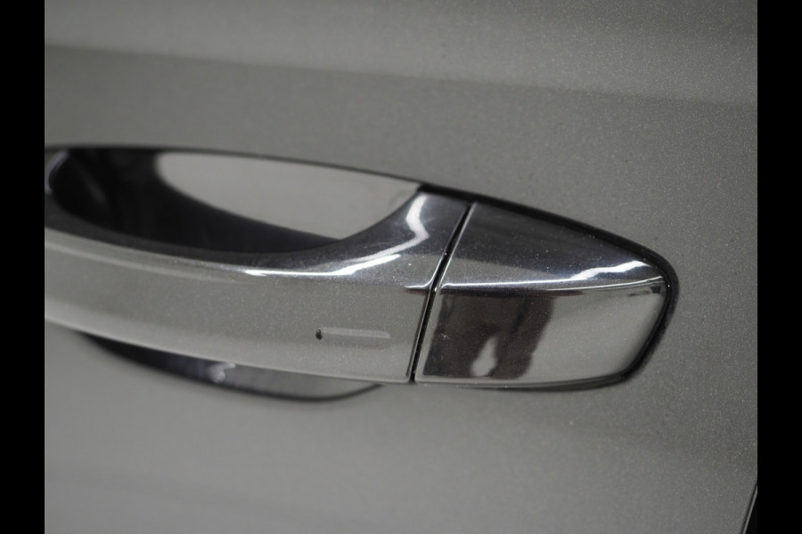 Škoda Superb Combi 1.4 TSI iV 218PK | Keyless | Camera | DAB | Cruise | Stoelverwarming | LED | Carplay