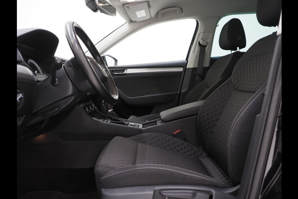 Škoda Superb Combi 1.4 TSI iV 218PK | Keyless | Camera | DAB | Cruise | Stoelverwarming | LED | Carplay