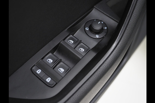 Škoda Superb Combi 1.4 TSI iV 218PK | Keyless | Camera | DAB | Cruise | Stoelverwarming | LED | Carplay