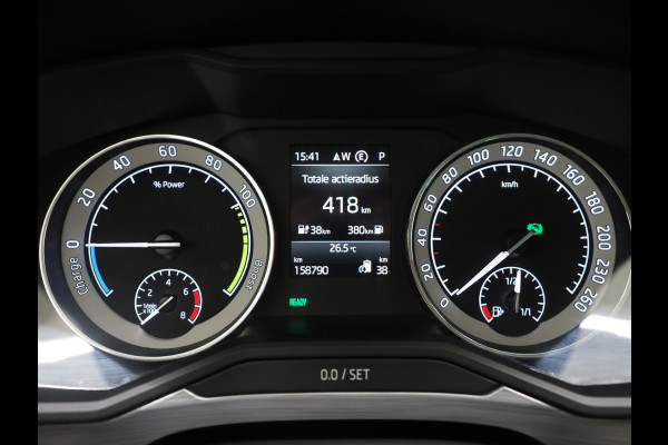 Škoda Superb Combi 1.4 TSI iV 218PK | Keyless | Camera | DAB | Cruise | Stoelverwarming | LED | Carplay