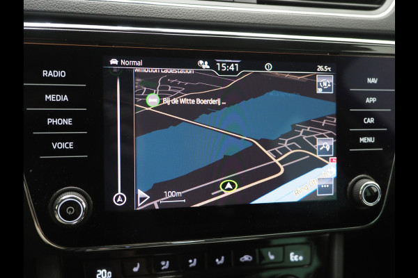 Škoda Superb Combi 1.4 TSI iV 218PK | Keyless | Camera | DAB | Cruise | Stoelverwarming | LED | Carplay
