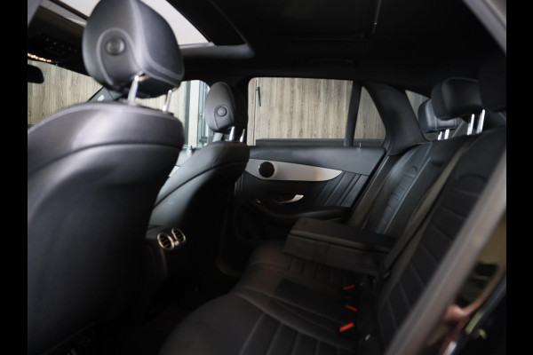 Mercedes-Benz GLC 250 4MATIC AMG 63 Look / AUT / Navi / Ecc / Cruise Control / Leder / Elek Stoelen / Led / Pdc / 20 Inch
