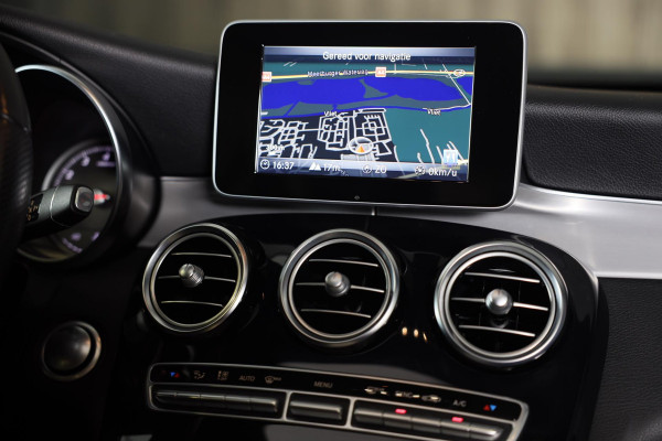 Mercedes-Benz GLC 250 4MATIC AMG 63 Look / AUT / Navi / Ecc / Cruise Control / Leder / Elek Stoelen / Led / Pdc / 20 Inch