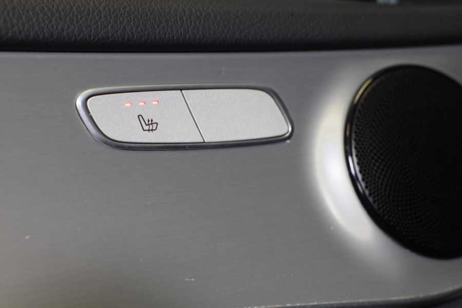 Mercedes-Benz GLC 250 4MATIC AMG 63 Look / AUT / Navi / Ecc / Cruise Control / Leder / Elek Stoelen / Led / Pdc / 20 Inch