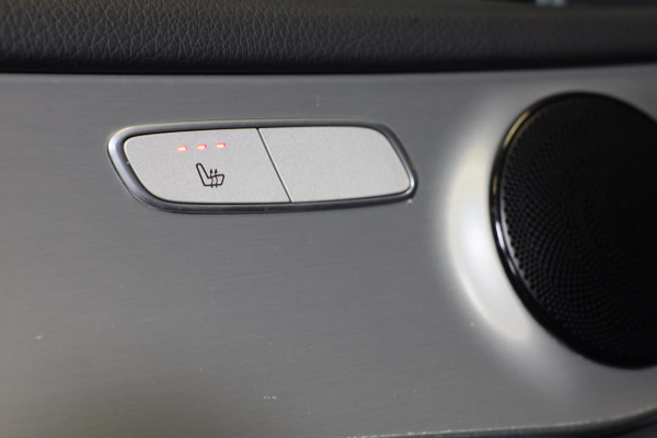 Mercedes-Benz GLC 250 4MATIC AMG 63 Look / AUT / Navi / Ecc / Cruise Control / Leder / Elek Stoelen / Led / Pdc / 20 Inch