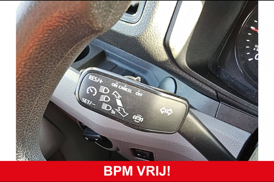 Volkswagen Crafter 30 2.0 TDI L3H3 airco, imperiaal, trap, trekhaak, 74 dkm.