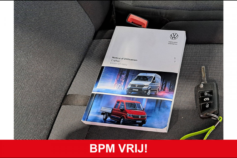 Volkswagen Crafter 30 2.0 TDI L3H3 airco, imperiaal, trap, trekhaak, 74 dkm.