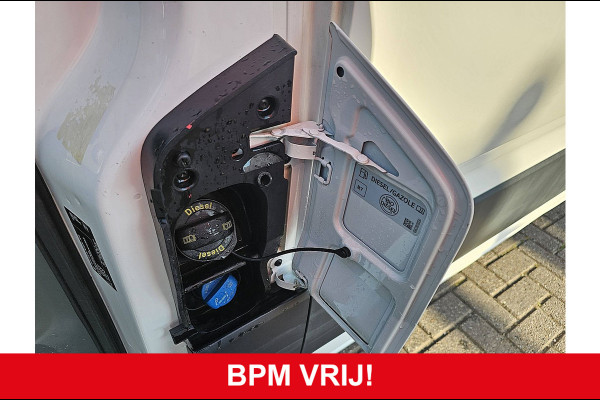 Volkswagen Crafter 30 2.0 TDI L3H3 airco, imperiaal, trap, trekhaak, 74 dkm.