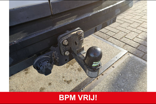 Volkswagen Crafter 30 2.0 TDI L3H3 airco, imperiaal, trap, trekhaak, 74 dkm.