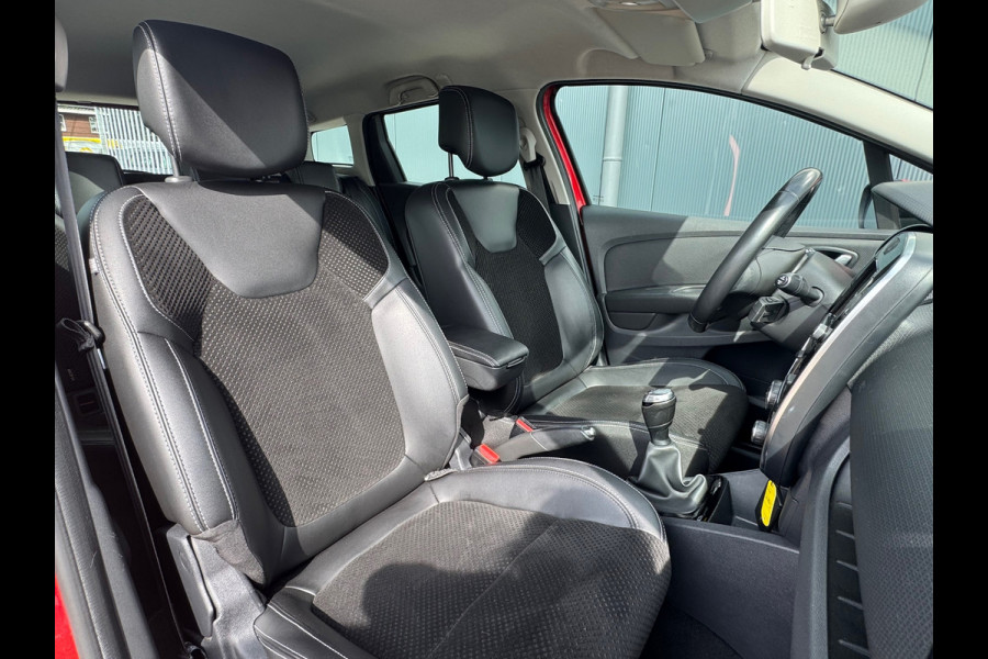 Renault Clio Estate 0.9 TCe Intens * Navigatie * Led * Leder / Alcantara