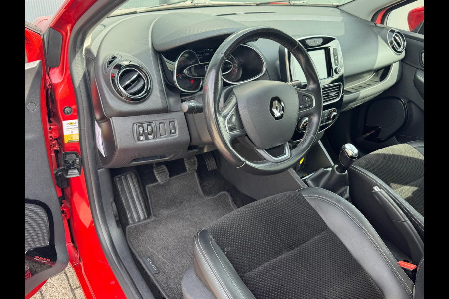 Renault Clio Estate 0.9 TCe Intens * Navigatie * Led * Leder / Alcantara