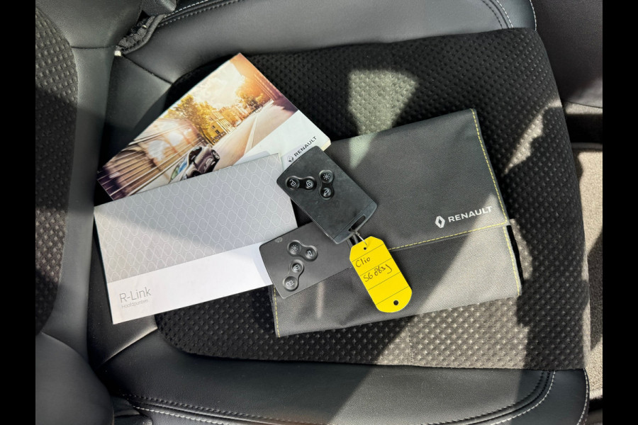 Renault Clio Estate 0.9 TCe Intens * Navigatie * Led * Leder / Alcantara