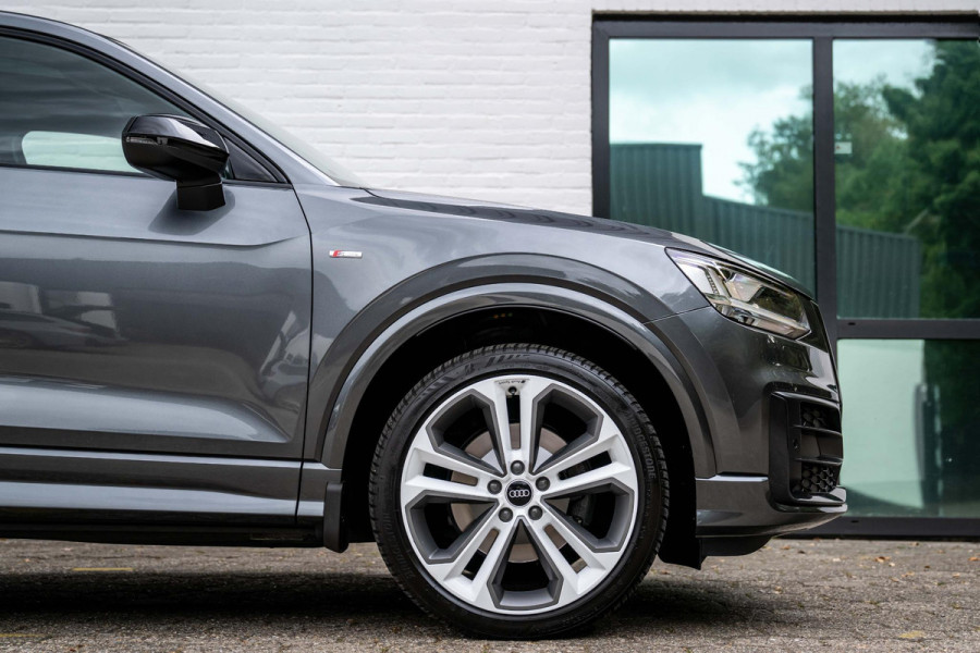 Audi Q2 35 TFSI S-Line ACC Sfeer Trekhaak Pano Black Optic