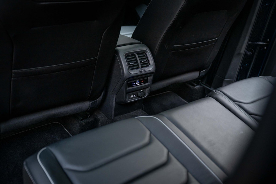 Volkswagen Tiguan 1.4 TSI eHybrid R-Line 245pk Leder Panorama 360°