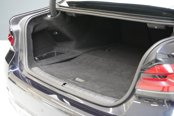 BMW 5 Serie 530e 293pk M Sport Edition | Leder | Sportstoelen | Elektr.verstl. stoelen | Trekhaak