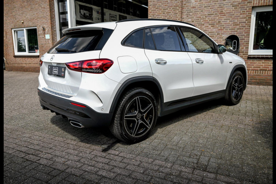 Mercedes-Benz GLA 250 e Business Solution AMG Limited Adaptive Keyless Camera Sfeerverlichting 19''