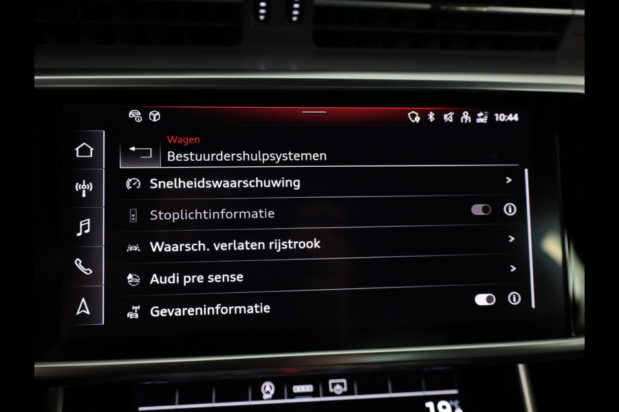 Audi A6 Limousine S Edition 40 TFSI Verlengde garantie | Navigatie | Parkeersensoren | Achteruitrijcamera | Stoelverwarming | S-Line |Private lease vanaf €908pm