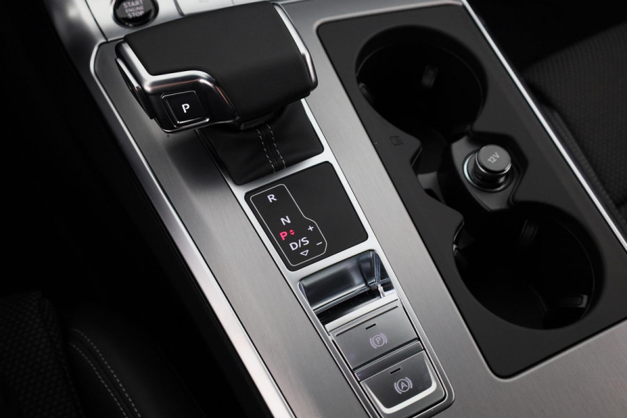 Audi A6 Limousine S Edition 40 TFSI Verlengde garantie | Navigatie | Parkeersensoren | Achteruitrijcamera | Stoelverwarming | S-Line |Private lease vanaf €908pm