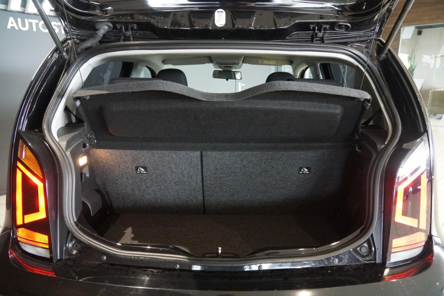 Volkswagen up! 1.0 BMT High Up! + CAMERA / CLIMATE CONTROL / FACELIFT / AFN. TREKHAAK