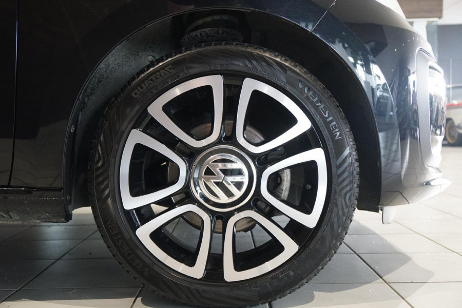 Volkswagen up! 1.0 BMT High Up! + CAMERA / CLIMATE CONTROL / FACELIFT / AFN. TREKHAAK