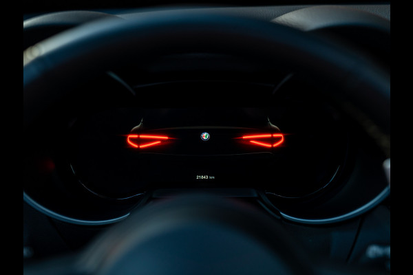 Alfa Romeo Stelvio 2.0T 280pk AWD Veloce | MY24 | Pano-dak | 21 inch | CarPlay | Soundpack