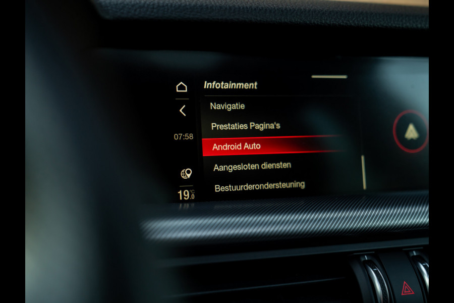 Alfa Romeo Stelvio 2.0T 280pk AWD Veloce | MY24 | Pano-dak | 21 inch | CarPlay | Soundpack