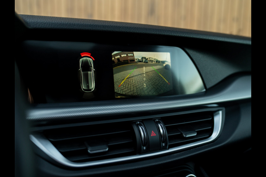 Alfa Romeo Stelvio 2.0T 280pk AWD Veloce | MY24 | Pano-dak | 21 inch | CarPlay | Soundpack