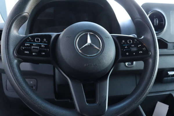 Mercedes-Benz Sprinter 317 CDI L2H2 l AUTOMAAT l IMPERIAAL l LADDER l MBUX