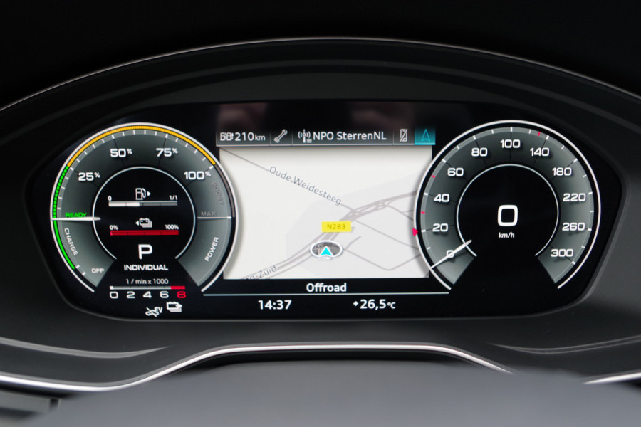 Audi Q5 55 TFSI e Quattro Competition 367 PK PHEV, RS-Sportstoelen, Paoramadak, Trekhaak, B&O Sound, Memory