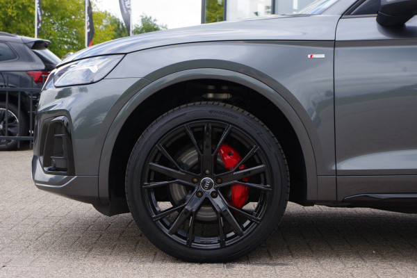 Audi Q5 55 TFSI e Quattro Competition 367 PK PHEV, RS-Sportstoelen, Paoramadak, Trekhaak, B&O Sound, Memory