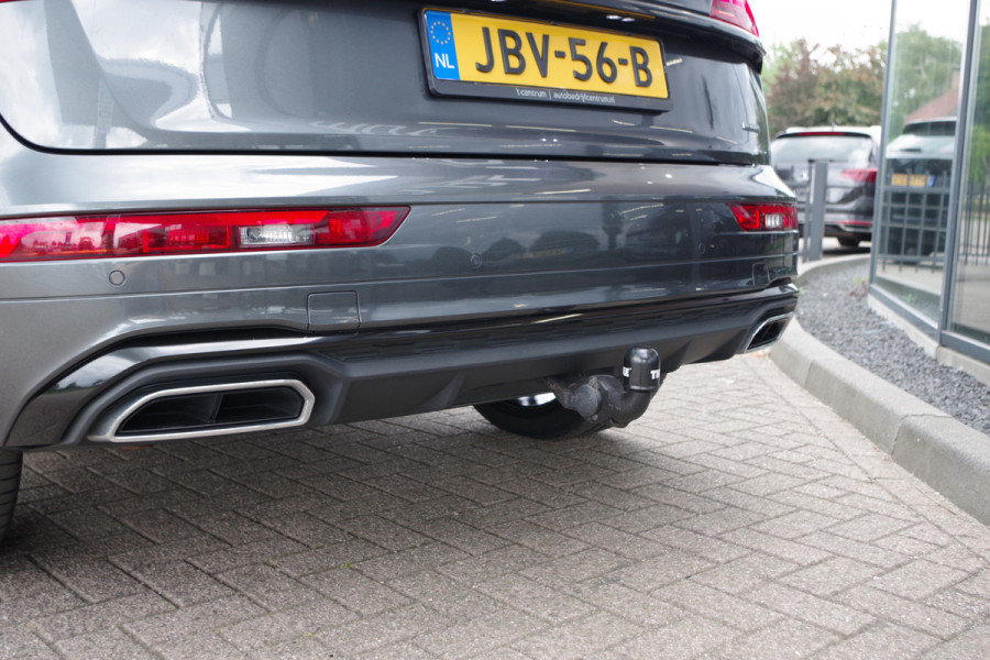 Audi Q5 55 TFSI e Quattro Competition 367 PK PHEV, RS-Sportstoelen, Paoramadak, Trekhaak, B&O Sound, Memory