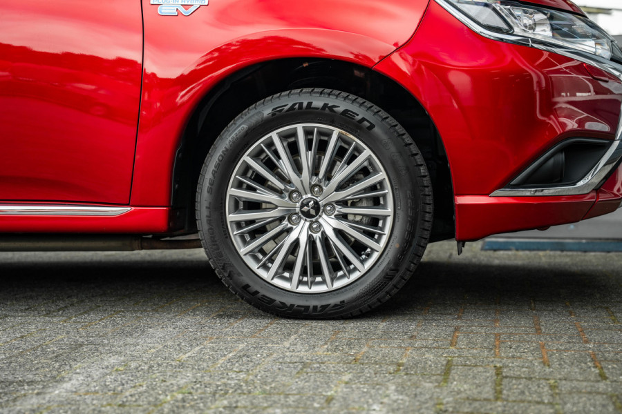 Mitsubishi Outlander 2.4 PHEV Intense | Stoelverw | DAB | NAVI | 1500kg trekgewicht