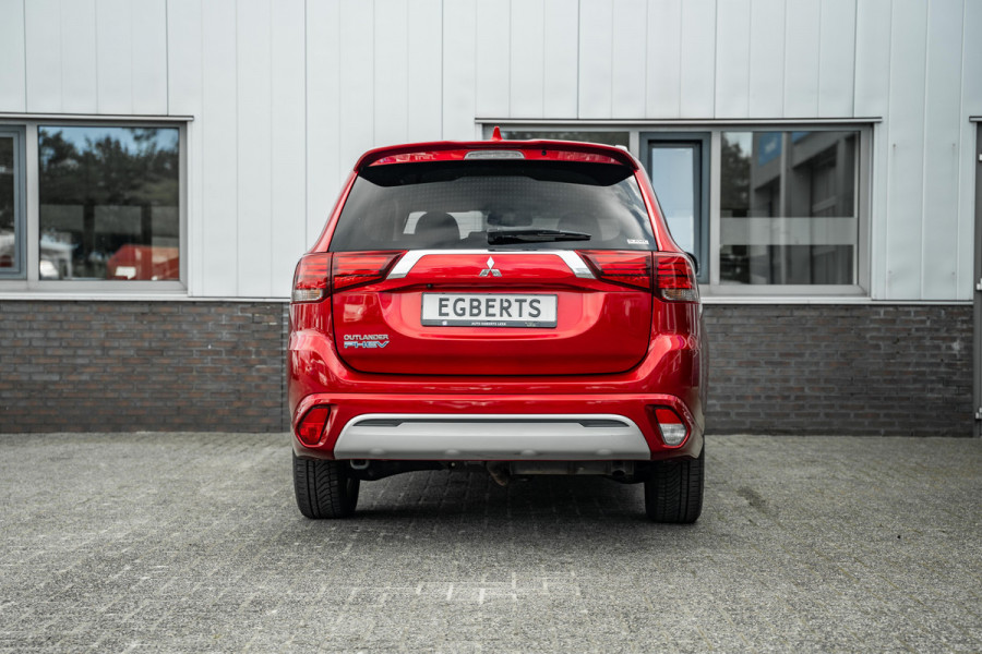 Mitsubishi Outlander 2.4 PHEV Intense | Stoelverw | DAB | NAVI | 1500kg trekgewicht