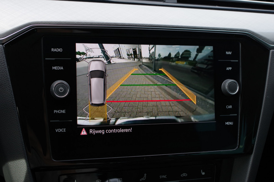 Volkswagen Passat Variant 1.4 TSI PHEV GTE 218 PK BNS, Trekhaak, Matrix-LED, Camera