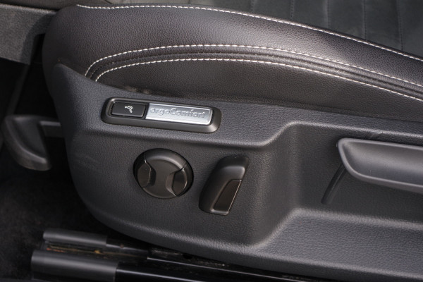 Volkswagen Passat Variant 1.4 TSI PHEV GTE 218 PK BNS, Trekhaak, Matrix-LED, Camera