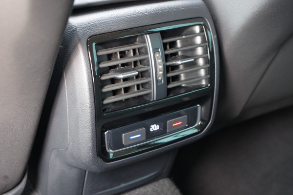 Volkswagen Passat Variant 1.4 TSI PHEV GTE 218 PK BNS, Trekhaak, Matrix-LED, Camera